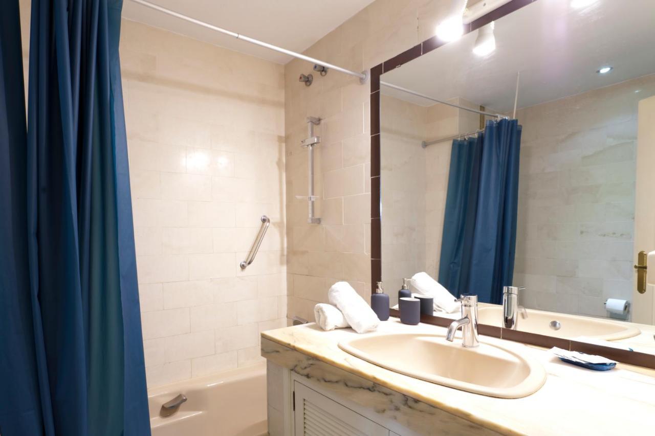 Lubina Del Sol. 1ª Linea De Playa - By The Sea Apartment